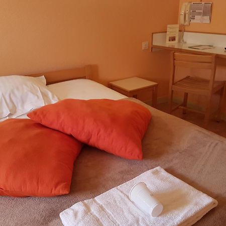 Hotel Le Bretagne Louvigné-de-Bais Eksteriør bilde