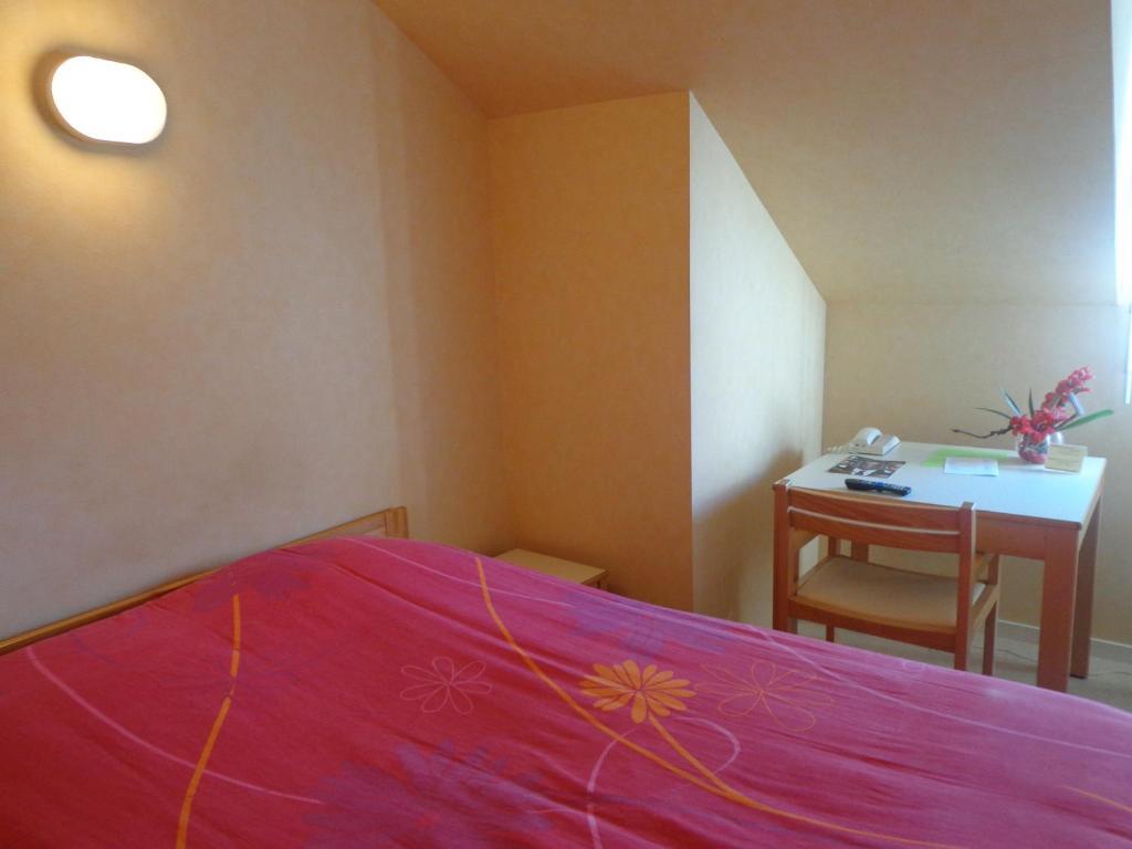 Hotel Le Bretagne Louvigné-de-Bais Eksteriør bilde