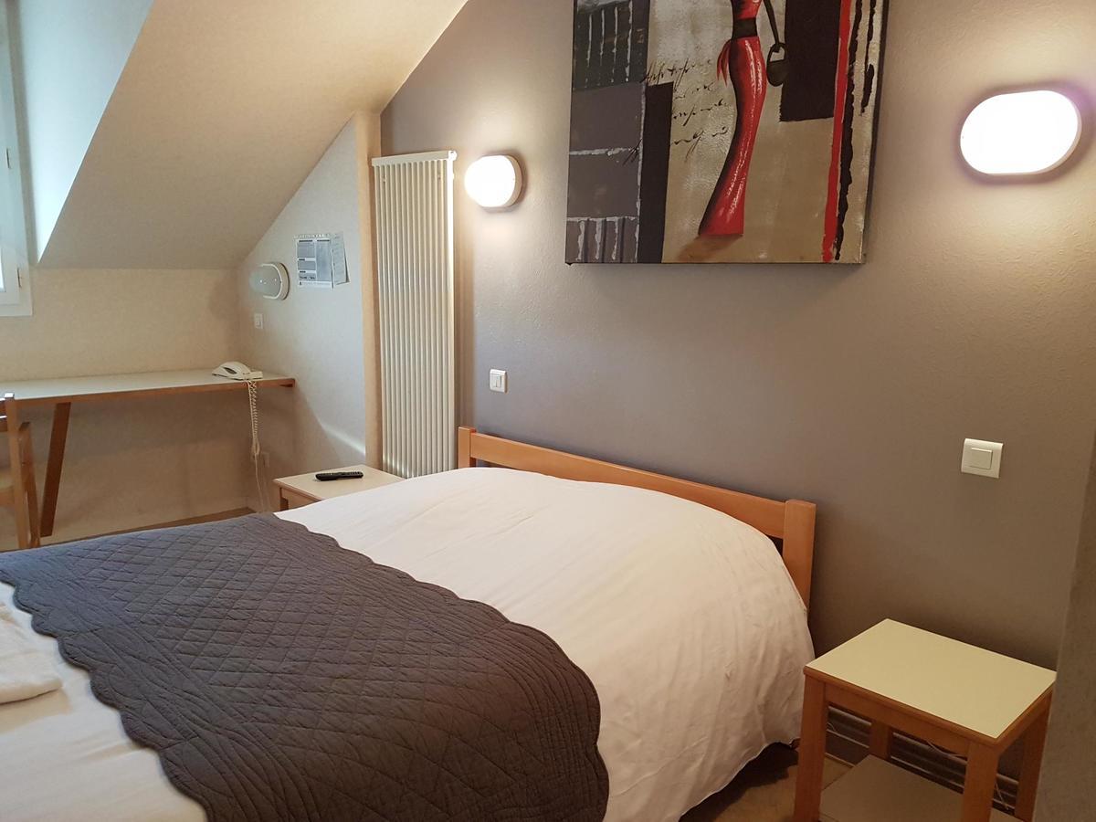 Hotel Le Bretagne Louvigné-de-Bais Rom bilde