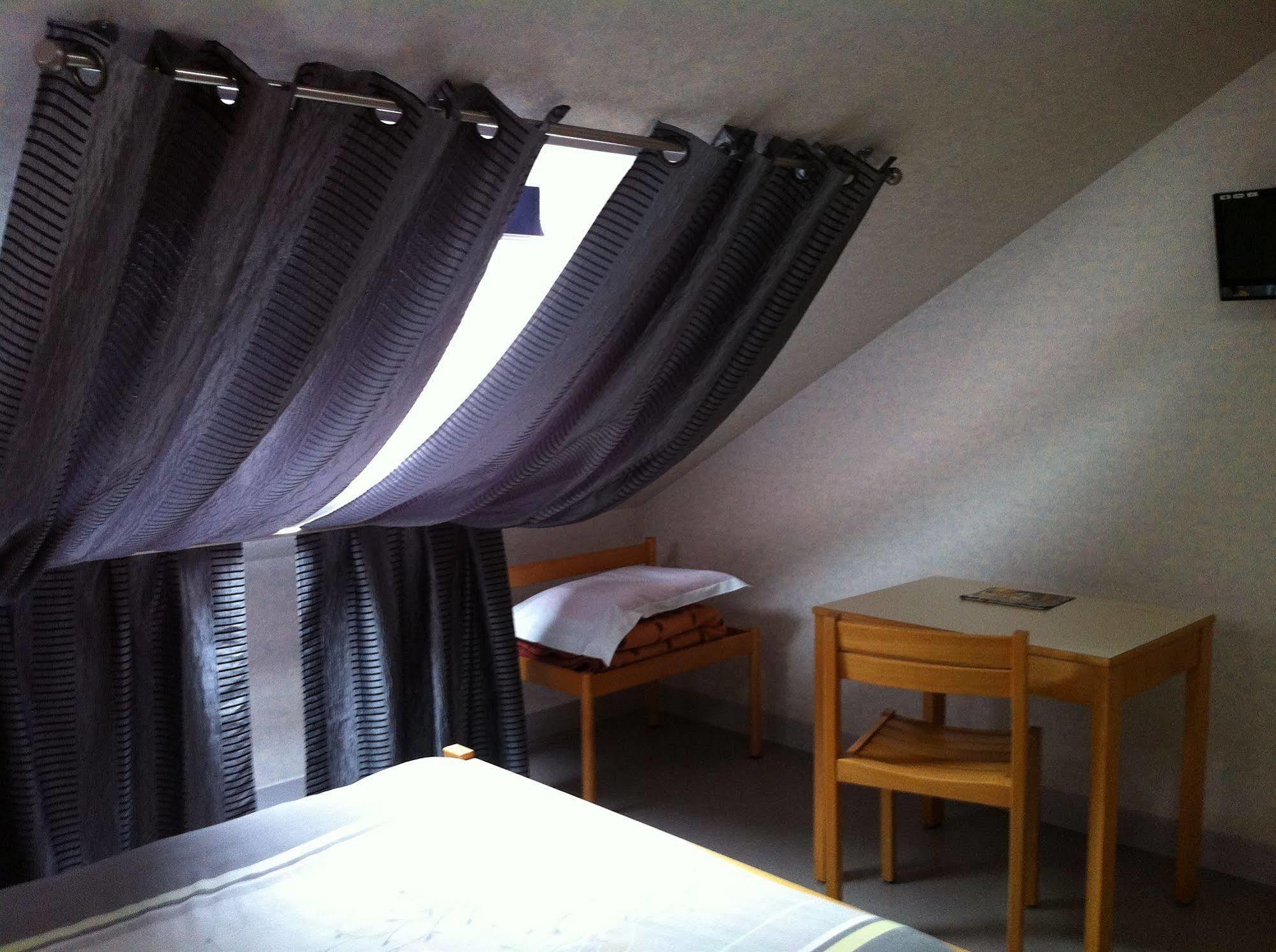Hotel Le Bretagne Louvigné-de-Bais Eksteriør bilde