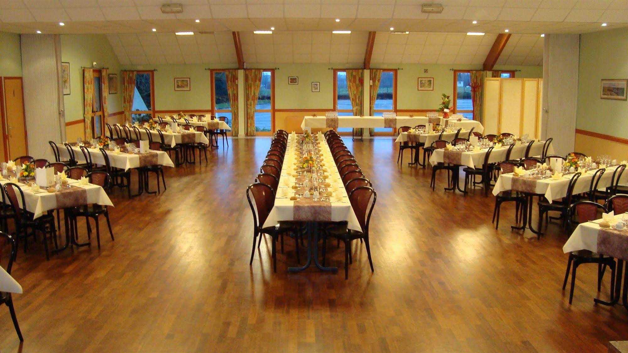 Hotel Le Bretagne Louvigné-de-Bais Eksteriør bilde
